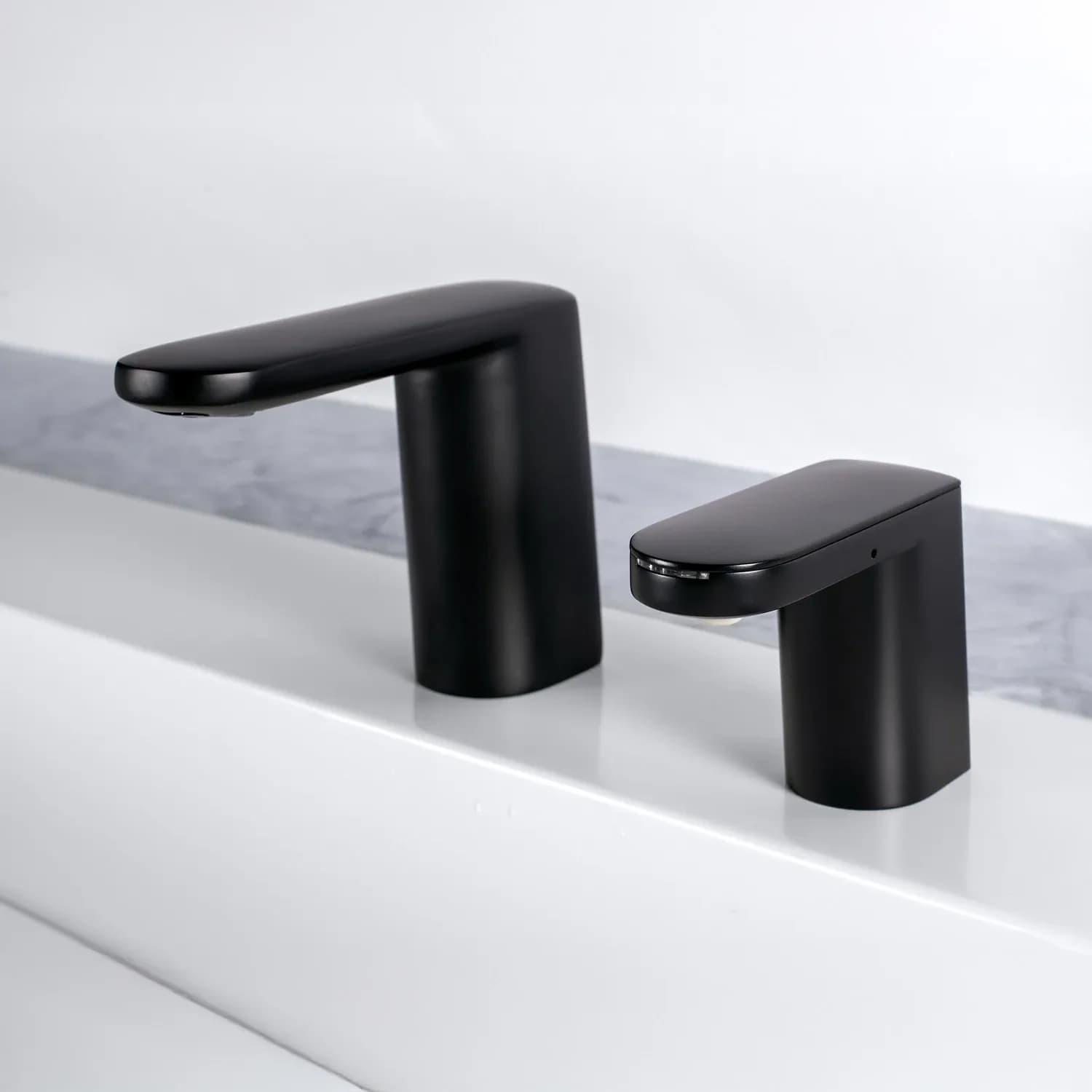Counter-Mounted Automatic Fino Collection Top-Fill Foam Soap Dispenser — B-962