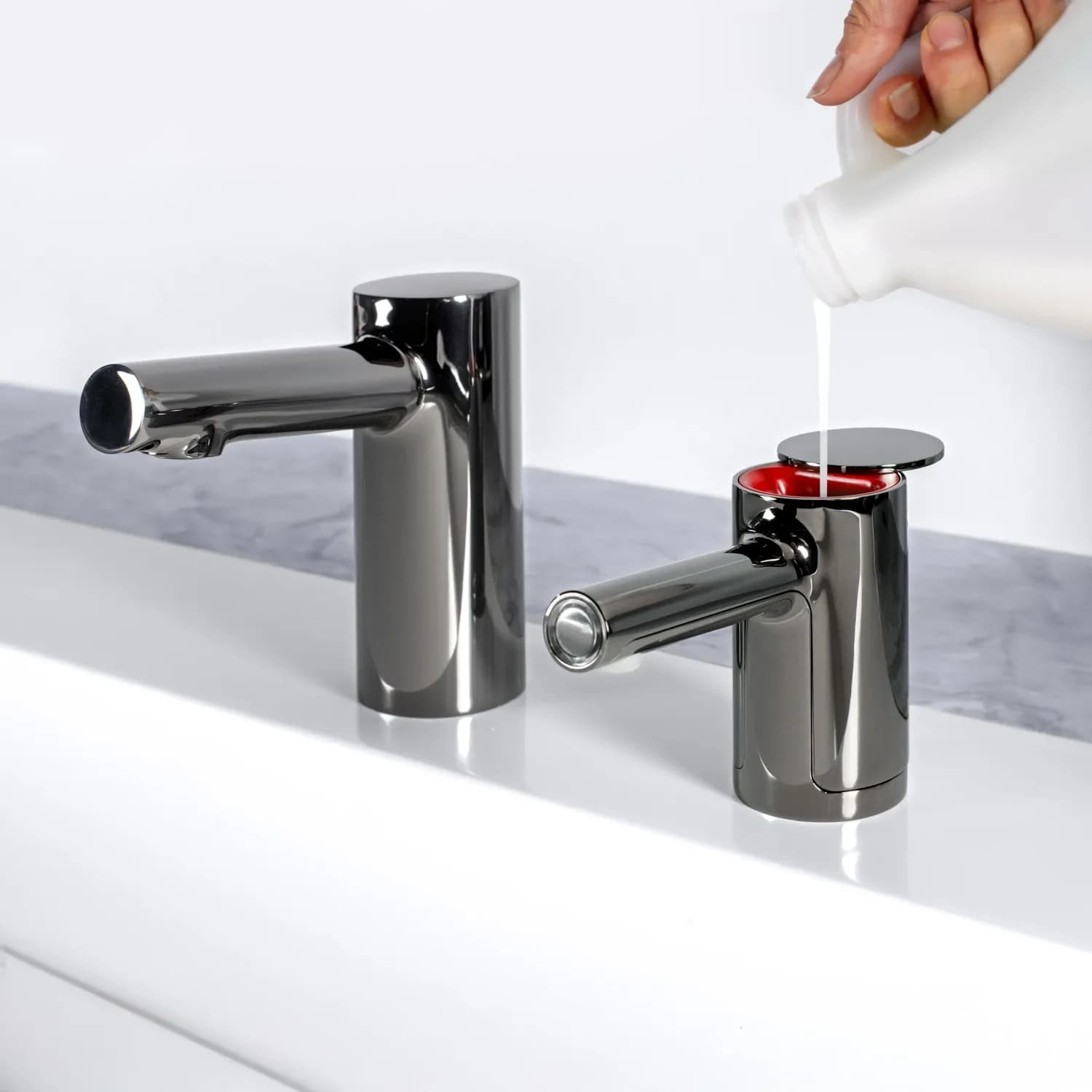 Counter-Mounted Automatic Fino Collection Top-Fill Liquid Soap Dispenser — B-991