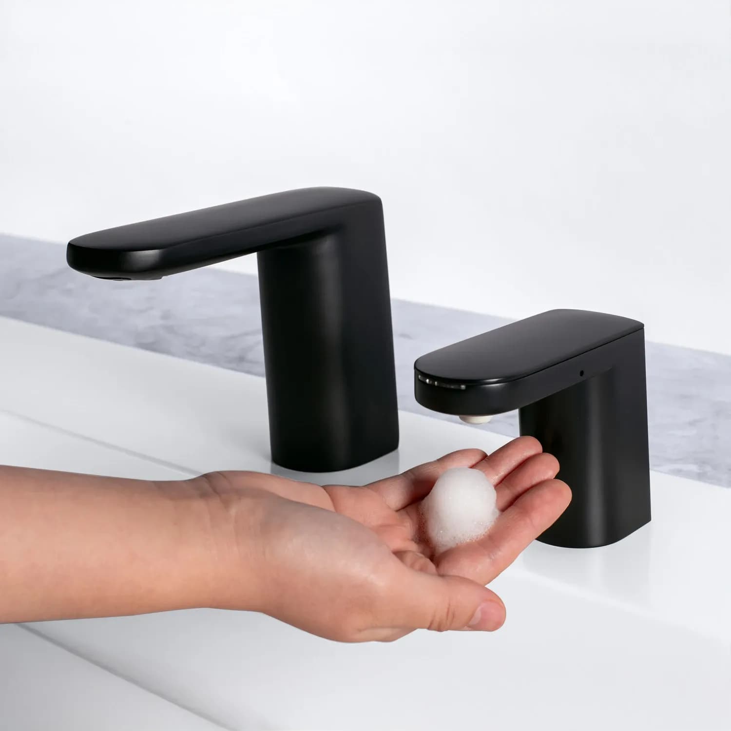 Counter-Mounted Automatic Fino Collection Top-Fill Foam Soap Dispenser — B-962
