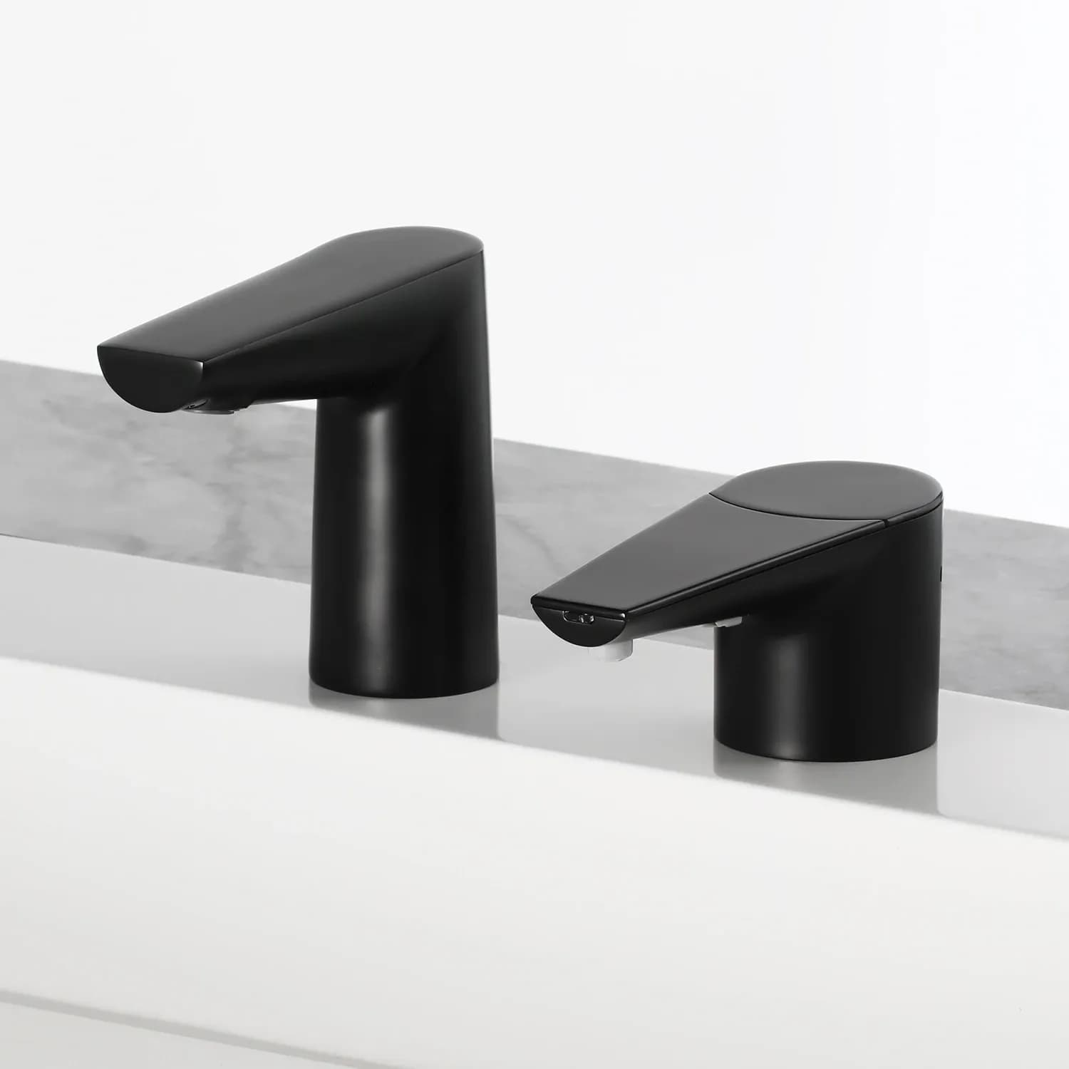 Counter-Mounted Automatic Designer Series Faucet — B-8892