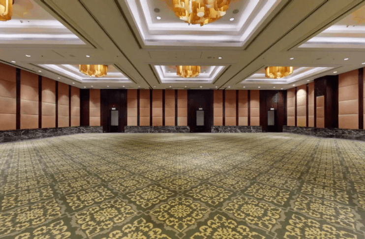 The Ritz-Carlton — photo 1